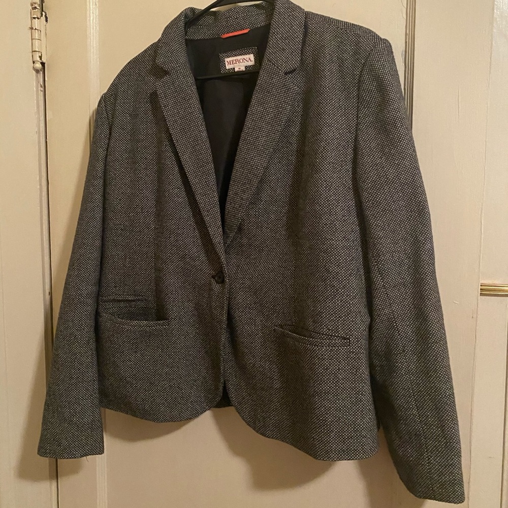 Grey blazer